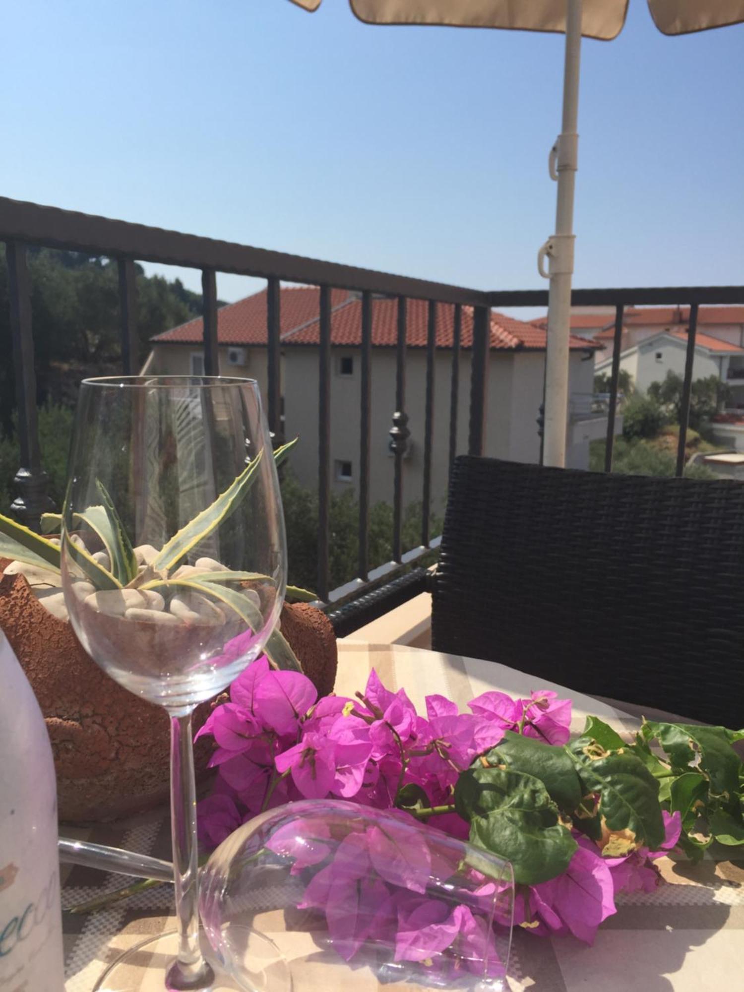 Villa Bougenvilia Tomas Tučepi Kamer foto