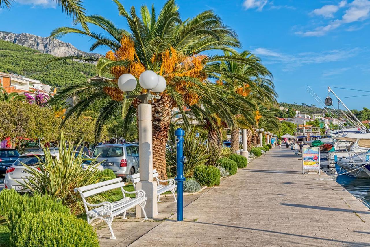 Villa Bougenvilia Tomas Tučepi Buitenkant foto