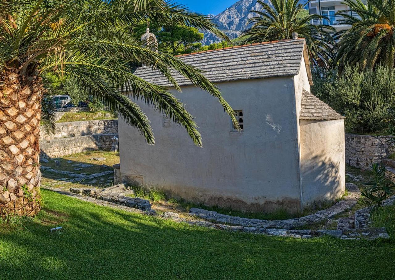 Villa Bougenvilia Tomas Tučepi Buitenkant foto